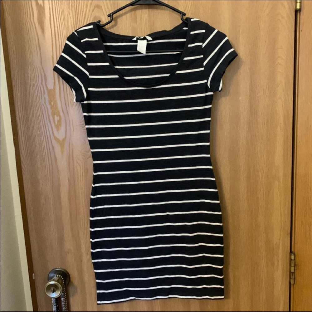 Basic Dress Sz S